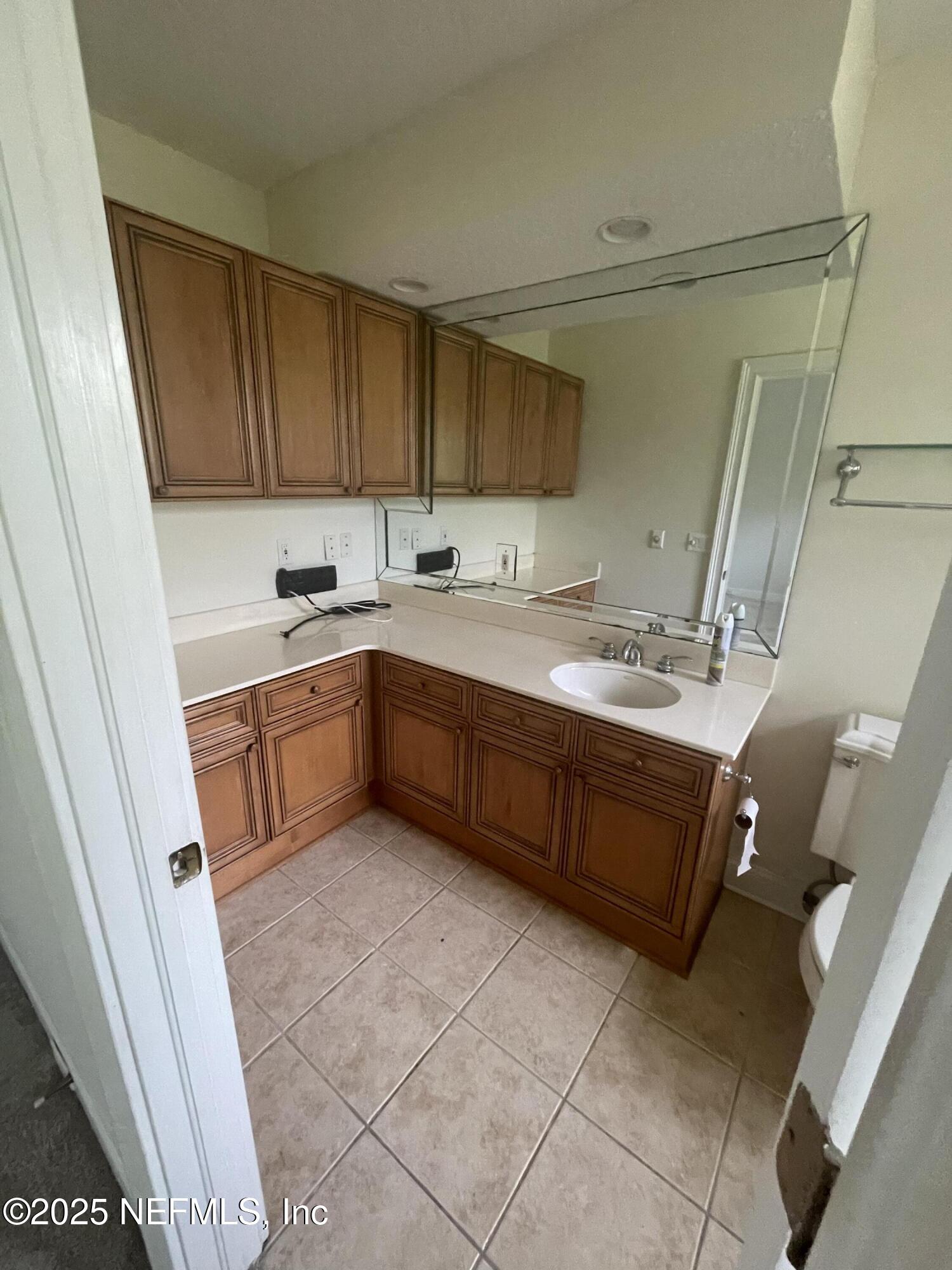 Single Family Residence in Jacksonville FL 4521 SWILCAN BRIDGE Lane 35.jpg
