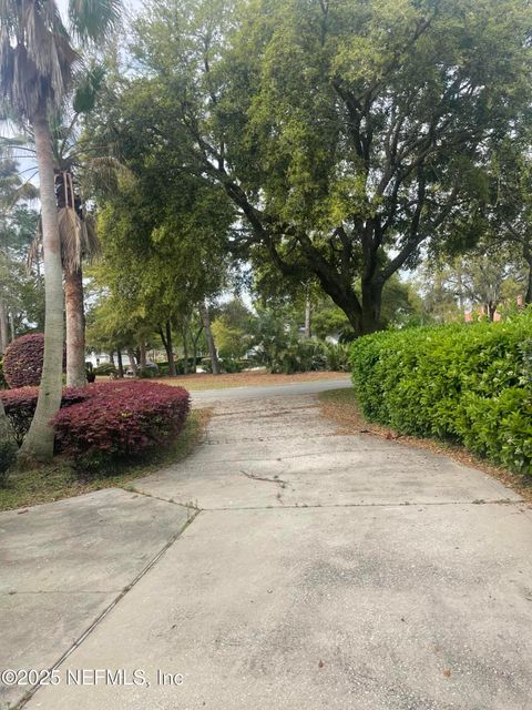 Single Family Residence in Jacksonville FL 4521 SWILCAN BRIDGE Lane 38.jpg