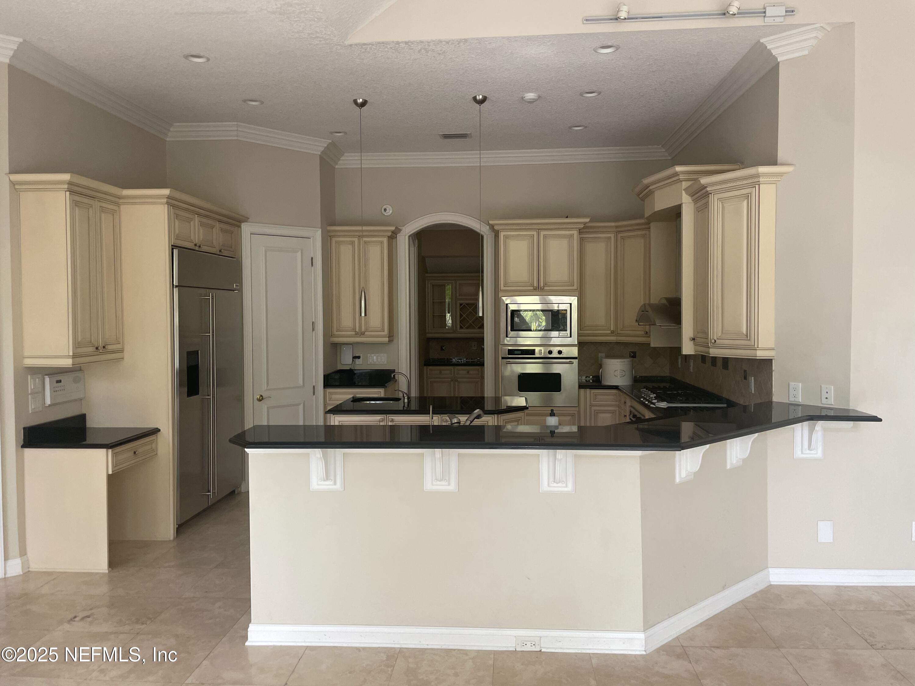Single Family Residence in Jacksonville FL 4521 SWILCAN BRIDGE Lane 8.jpg