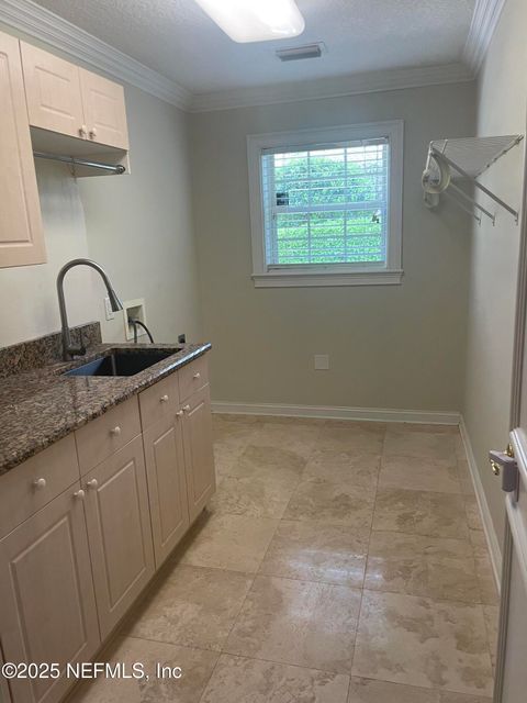 Single Family Residence in Jacksonville FL 4521 SWILCAN BRIDGE Lane 24.jpg
