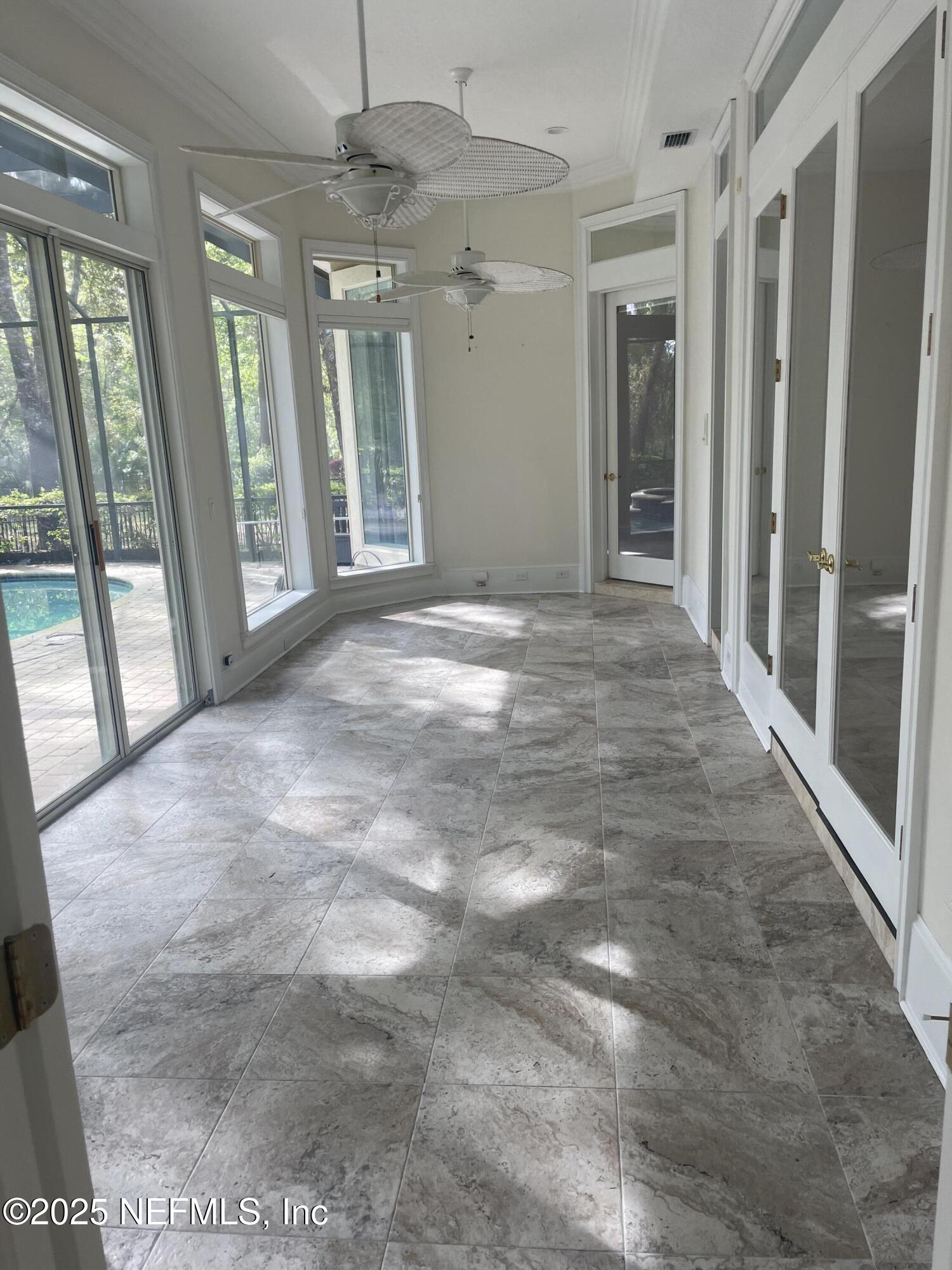 Single Family Residence in Jacksonville FL 4521 SWILCAN BRIDGE Lane 23.jpg