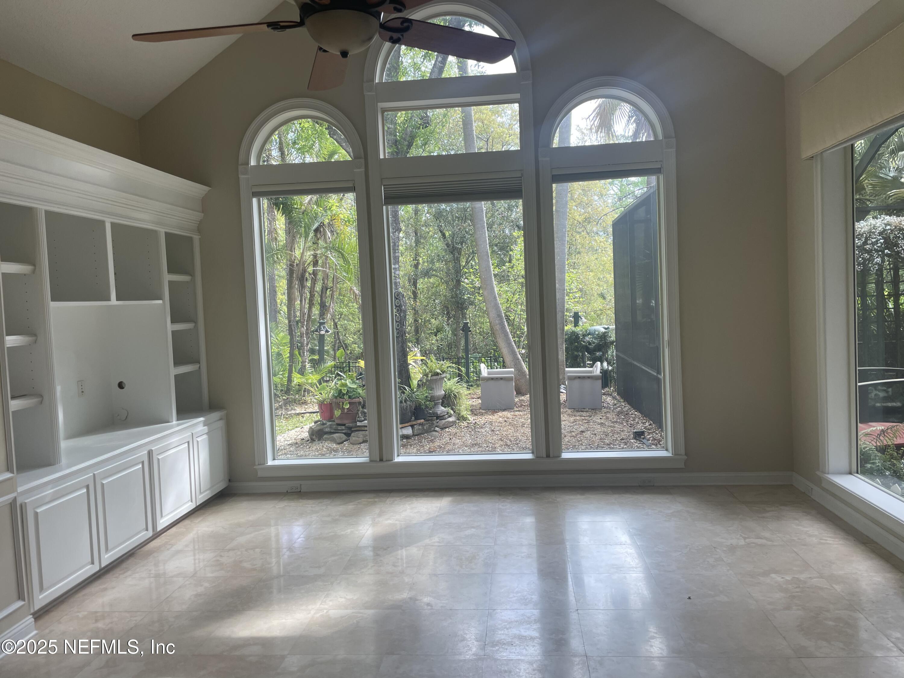 Single Family Residence in Jacksonville FL 4521 SWILCAN BRIDGE Lane 21.jpg