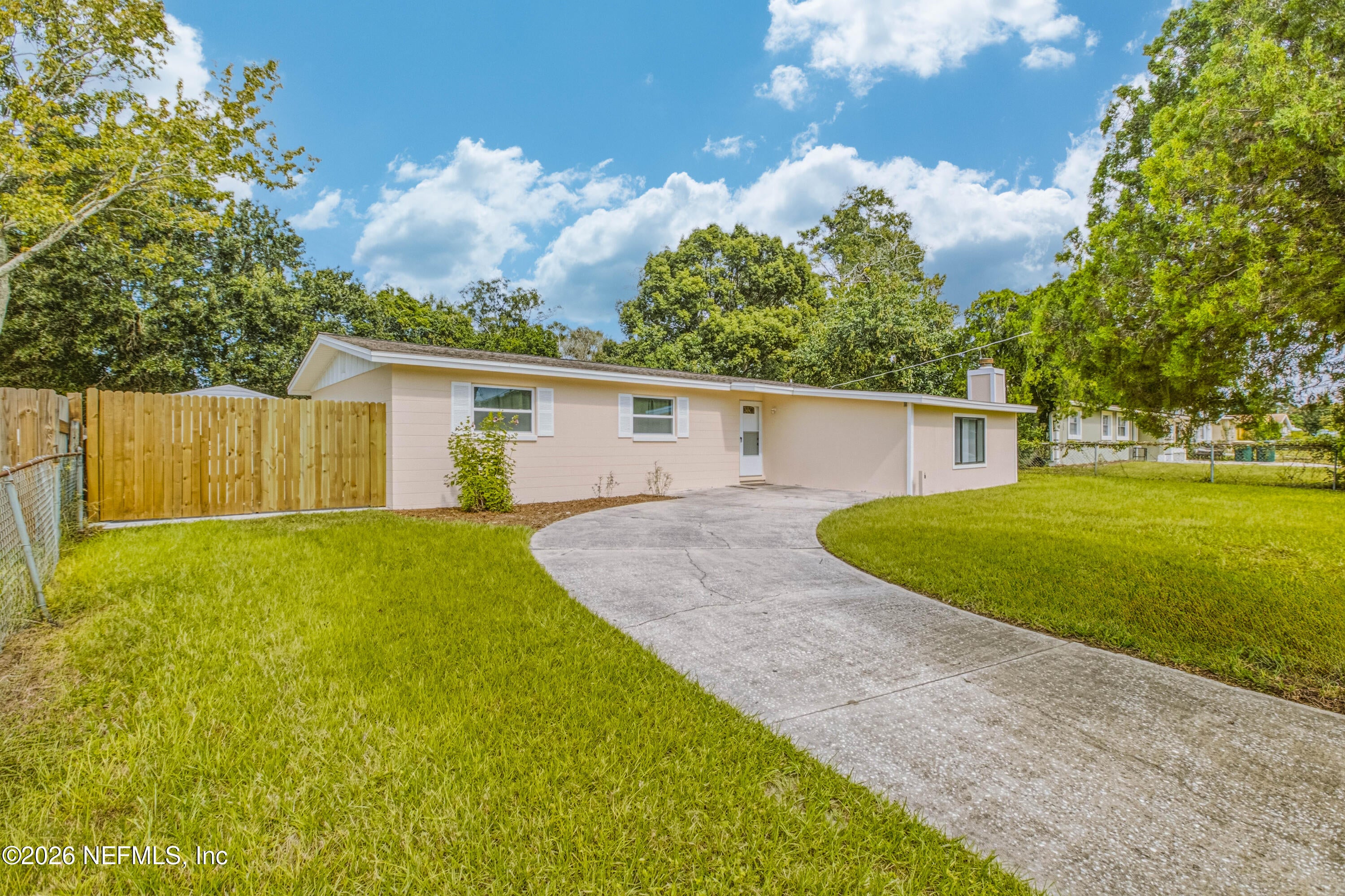 10731 Luana Dr, Jacksonville, FL 32246