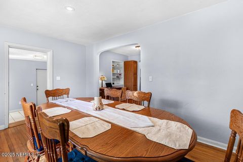 Single Family Residence in Jacksonville FL 6545 NEWCASTLE Road 13.jpg