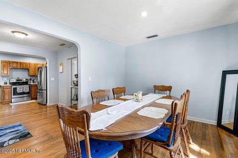 Single Family Residence in Jacksonville FL 6545 NEWCASTLE Road 11.jpg