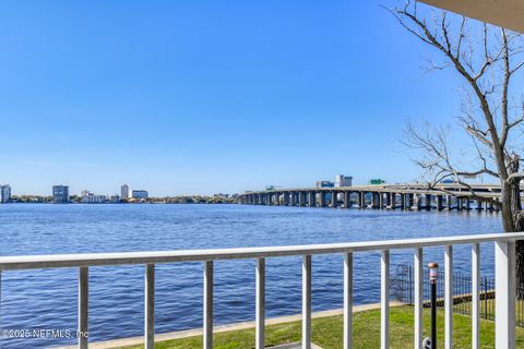 Condominium in Jacksonville FL 1520 LE BARON Avenue.jpg