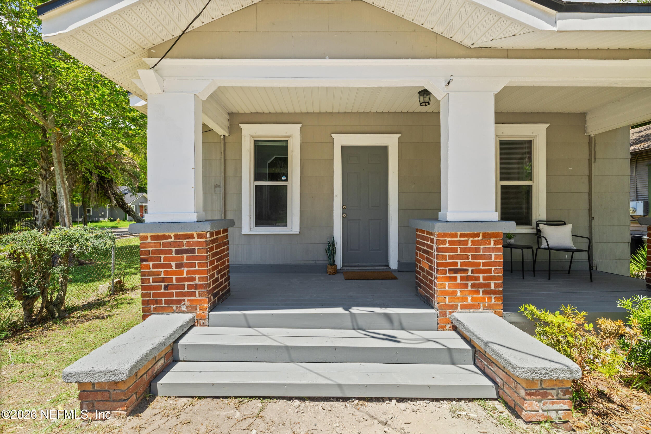 698 Bridal Ave, Jacksonville, FL 32205 photo