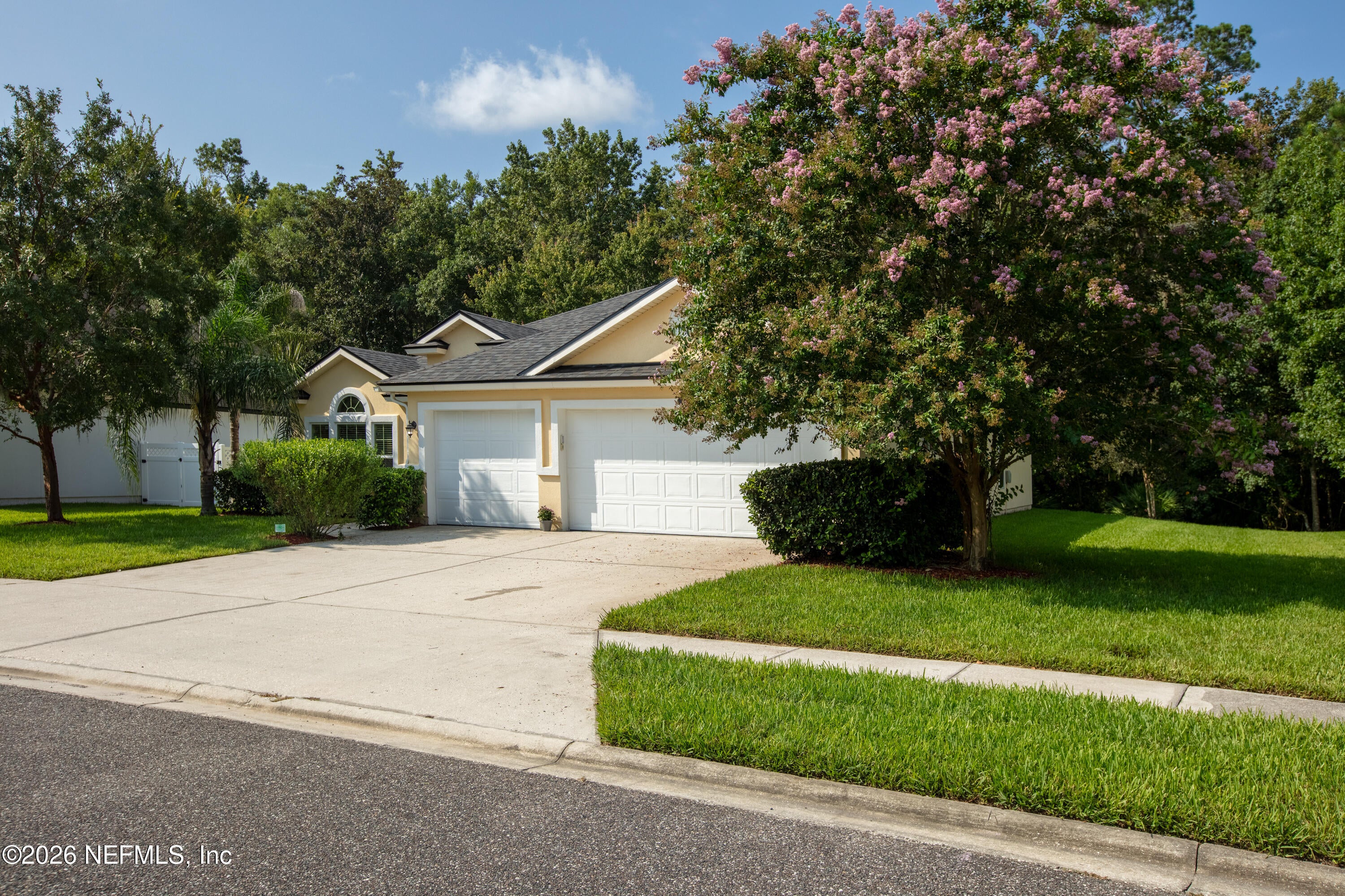 733 W Kings College Dr, Saint Johns, FL 32259 photo