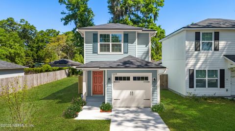 Single Family Residence in Jacksonville FL 8454 DANDY Avenue.jpg