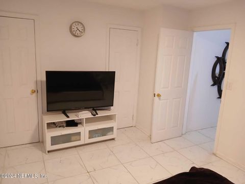 Single Family Residence in Jacksonville FL 4123 PIPER Drive 36.jpg