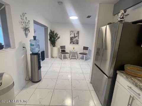 Single Family Residence in Jacksonville FL 4123 PIPER Drive 31.jpg