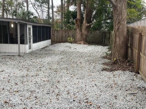 Single Family Residence in Jacksonville FL 4123 PIPER Drive 17.jpg
