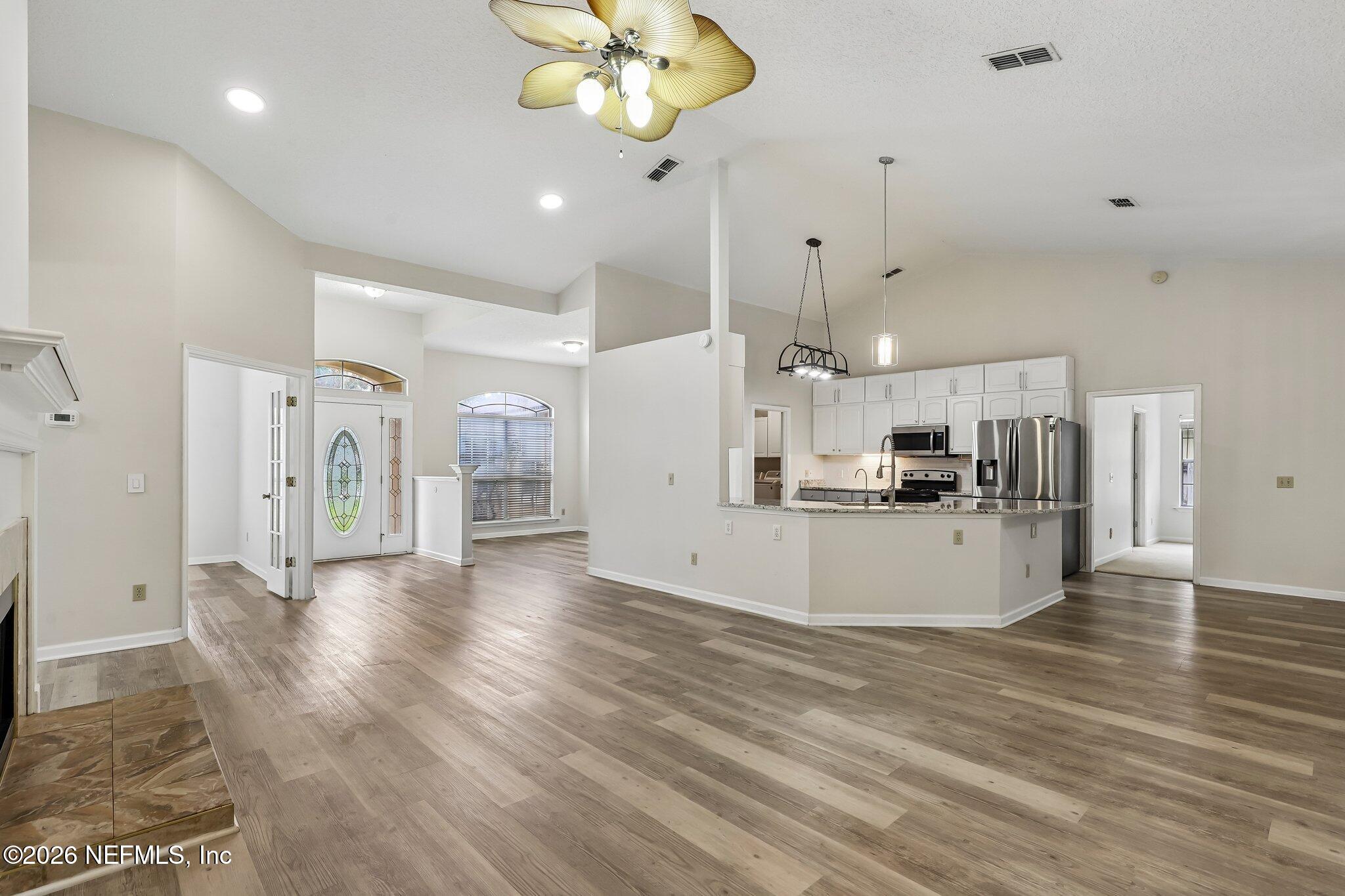 5628 Crest Creek Dr, Jacksonville, FL 32258 photo