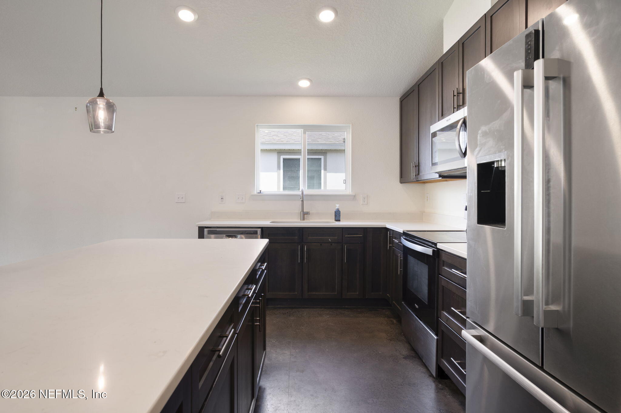 12320 Gillespie Ave, Jacksonville, FL 32218 photo