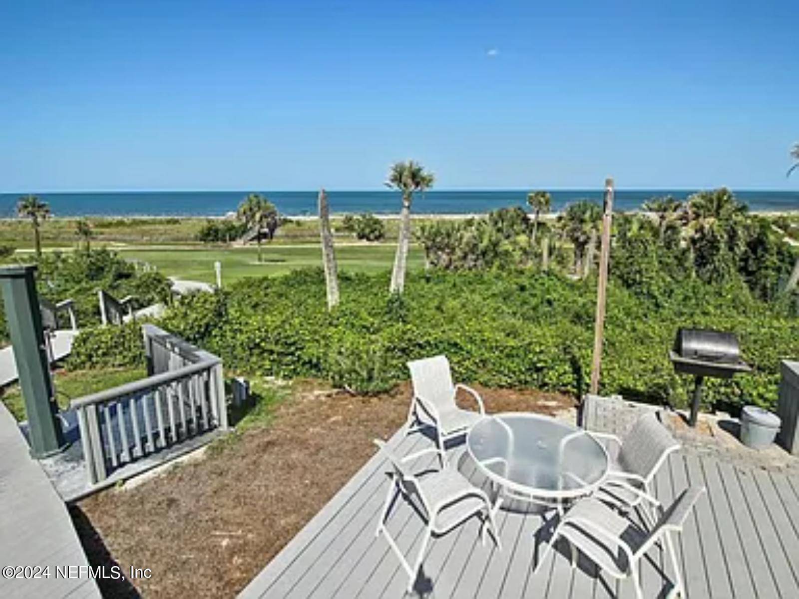 Townhouse in Fernandina Beach FL 1302 SHIPWATCH Circle 4.jpg