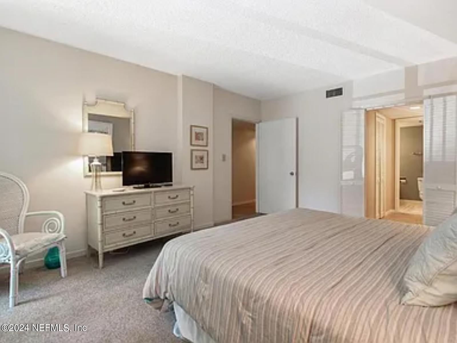 Townhouse in Fernandina Beach FL 1302 SHIPWATCH Circle 16.jpg