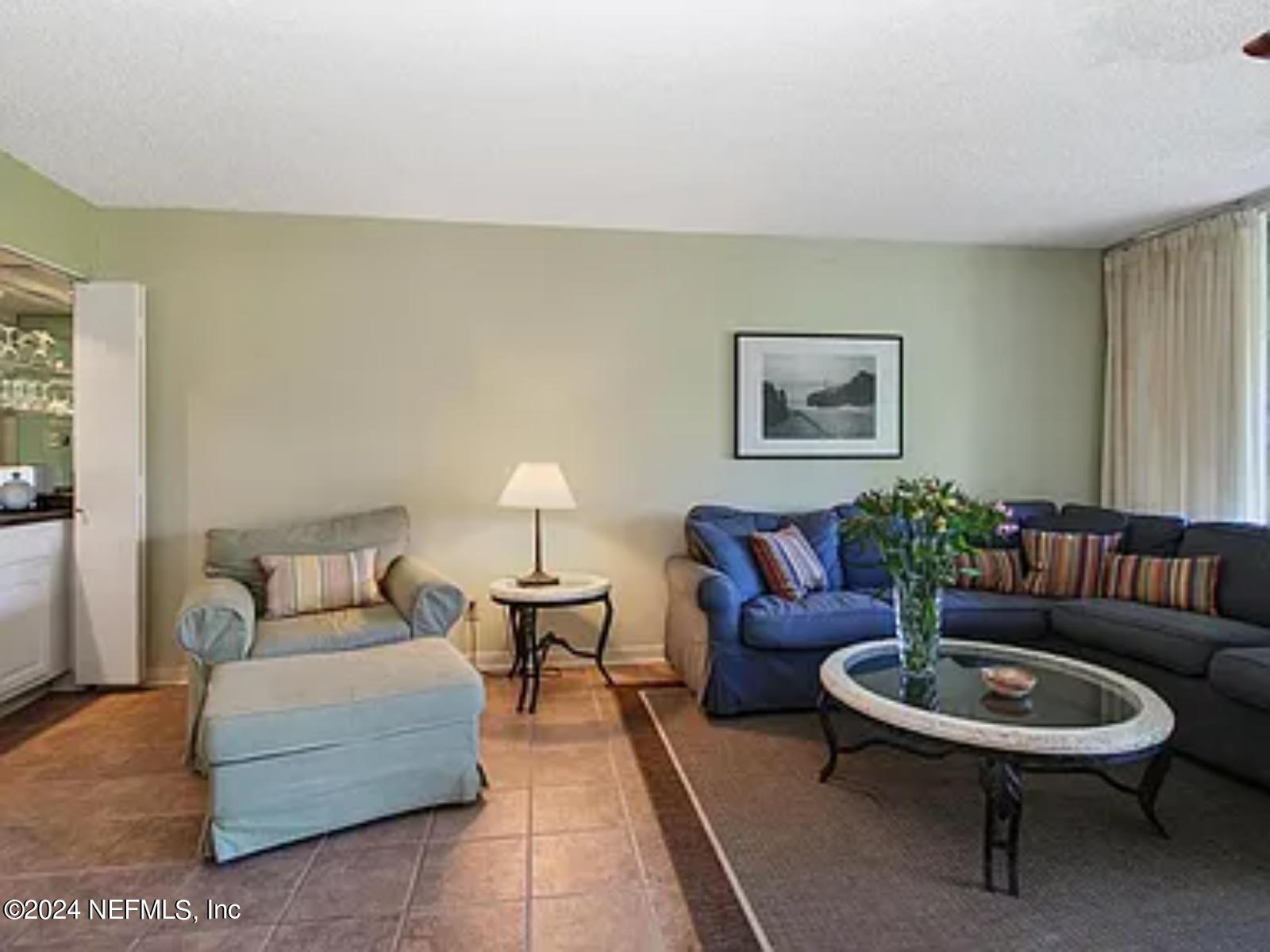 Townhouse in Fernandina Beach FL 1302 SHIPWATCH Circle 20.jpg