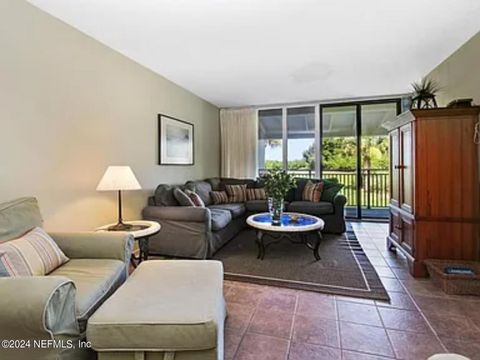 Townhouse in Fernandina Beach FL 1302 SHIPWATCH Circle 21.jpg