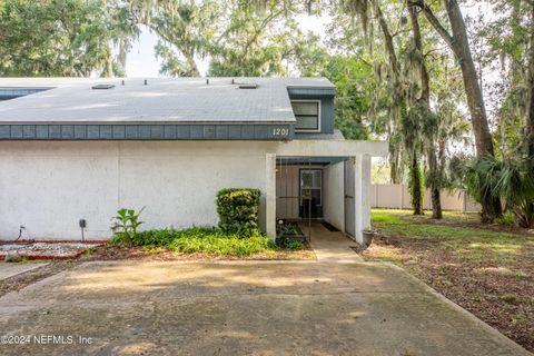 Townhouse in Jacksonville FL 1201 MAYPORT LANDING Circle.jpg