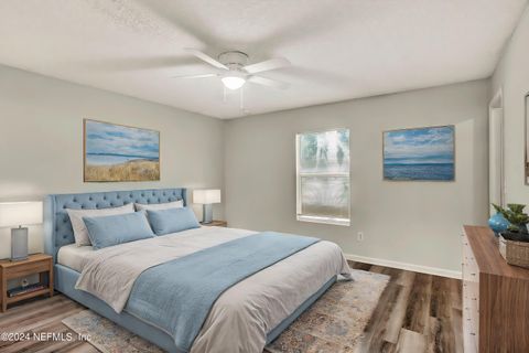 Single Family Residence in Jacksonville FL 8323 DANDY Avenue 8.jpg