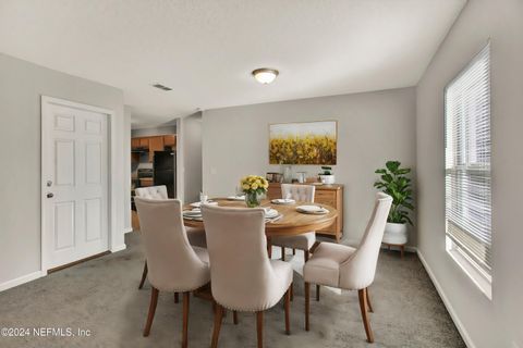 Single Family Residence in Jacksonville FL 8323 DANDY Avenue 4.jpg