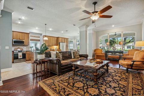 Single Family Residence in Fernandina Beach FL 95150 BERMUDA Drive 9.jpg
