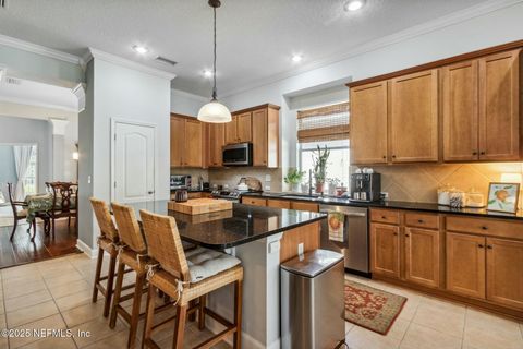 Single Family Residence in Fernandina Beach FL 95150 BERMUDA Drive 12.jpg