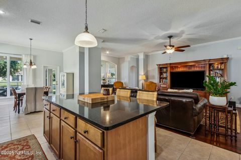 Single Family Residence in Fernandina Beach FL 95150 BERMUDA Drive 14.jpg