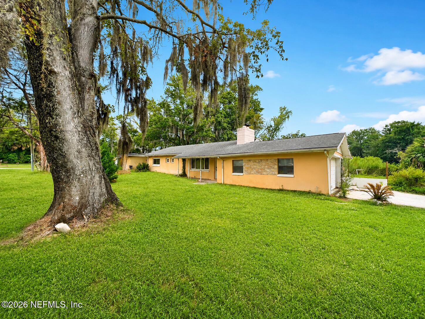 1735 Ribault Scenic Dr, Jacksonville, FL 32208