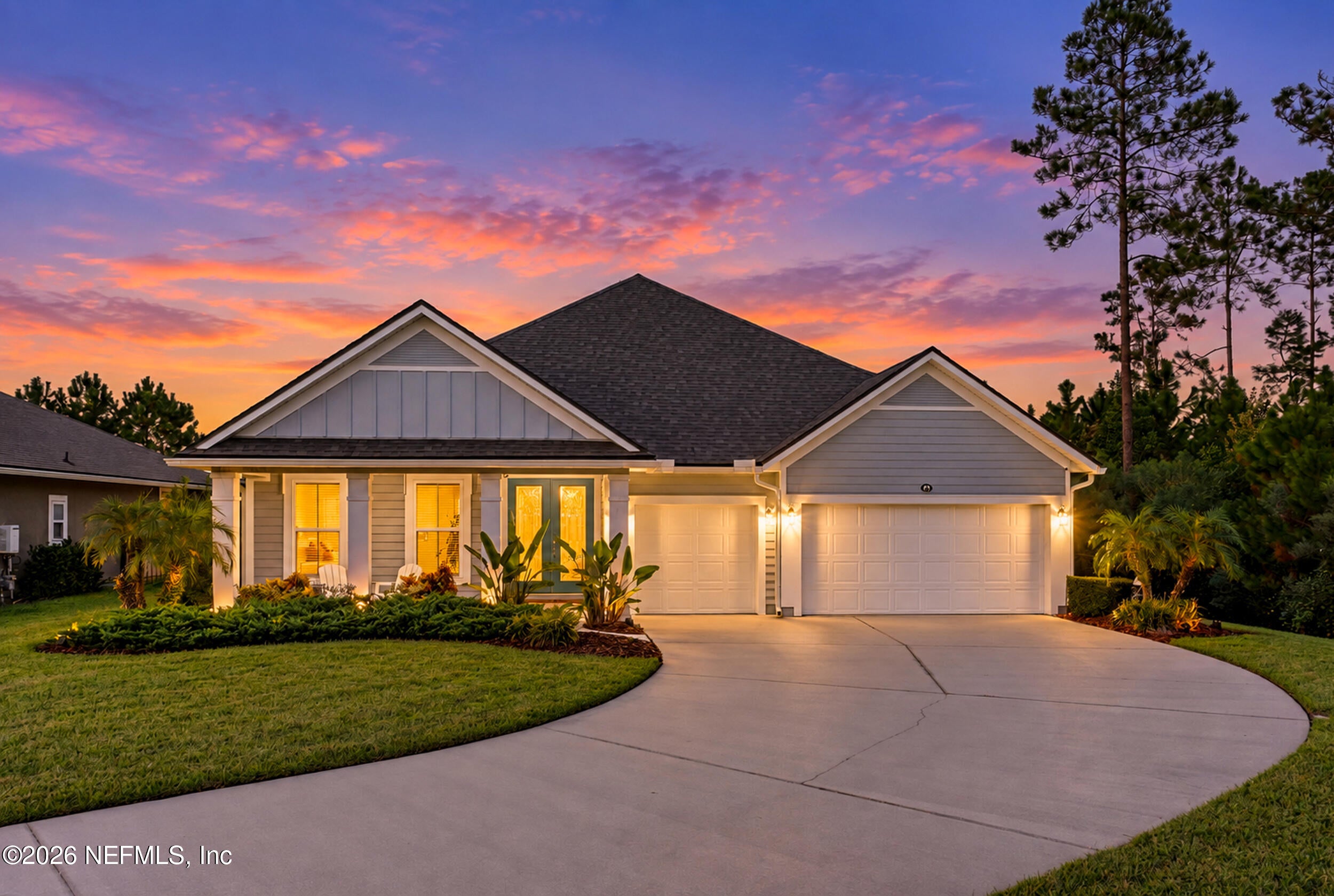 472 Hutchinson Ln, Saint Augustine, FL 32095