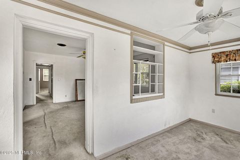 Single Family Residence in Jacksonville FL 4220 GENOA Avenue 5.jpg
