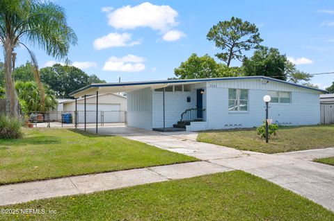 Single Family Residence in Jacksonville FL 3121 HOLLY BERRY Lane.jpg