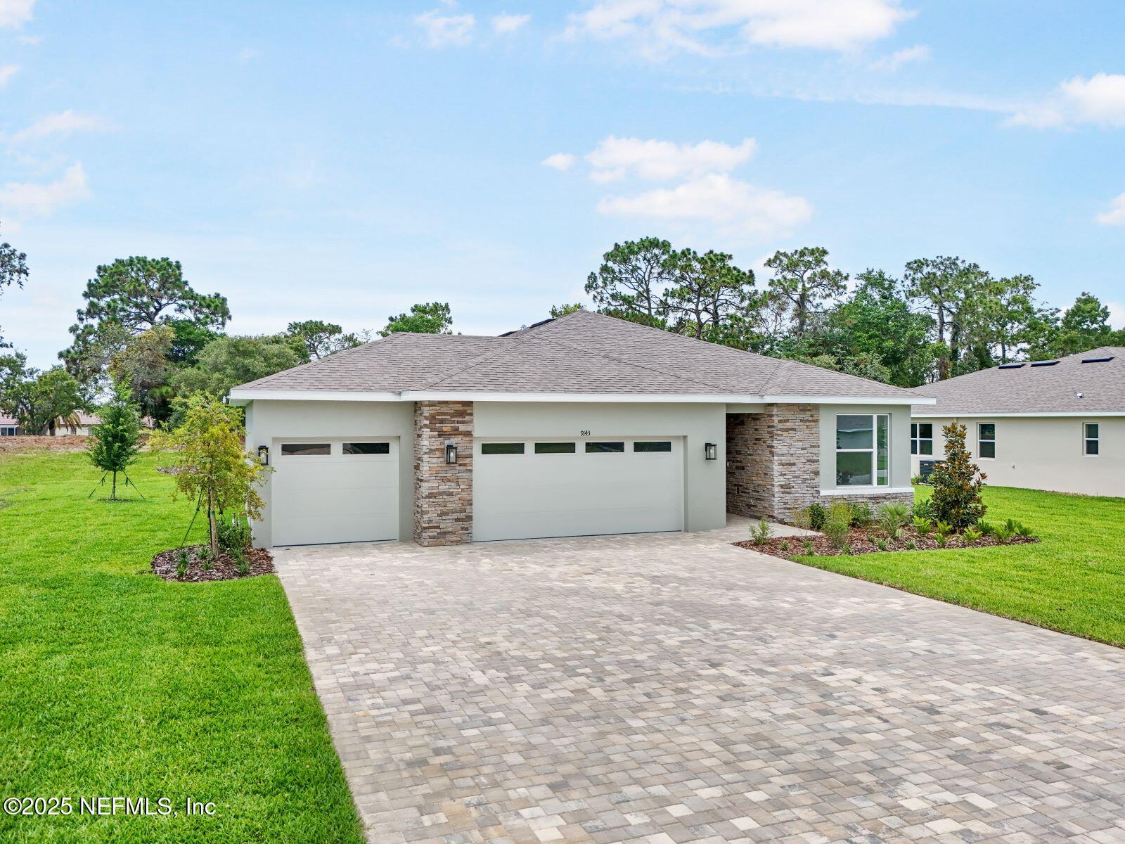 9143 Players Dr, Weeki Wachee, FL 34613