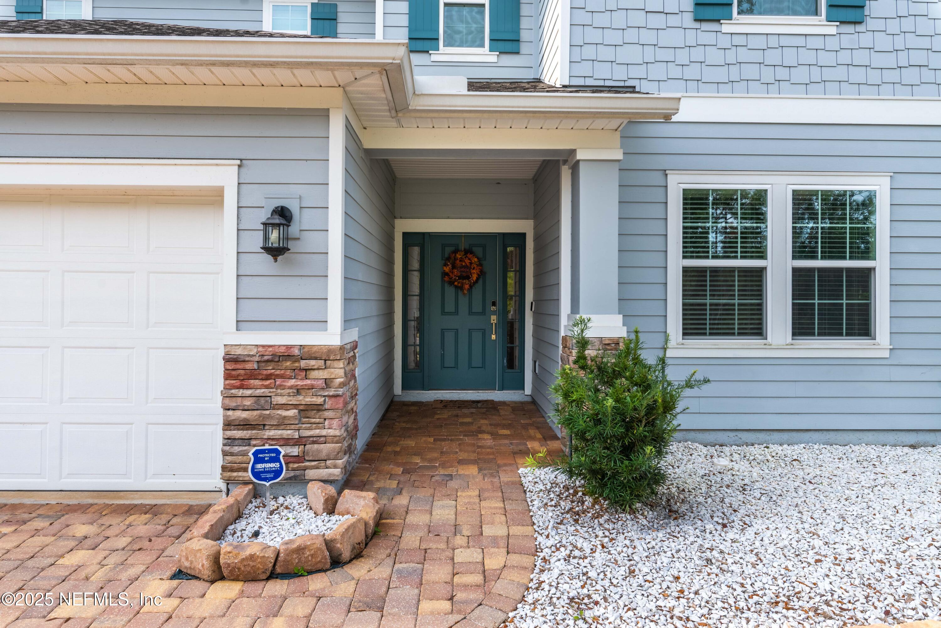 15815 Douglas Lake Dr, Jacksonville, FL 32218