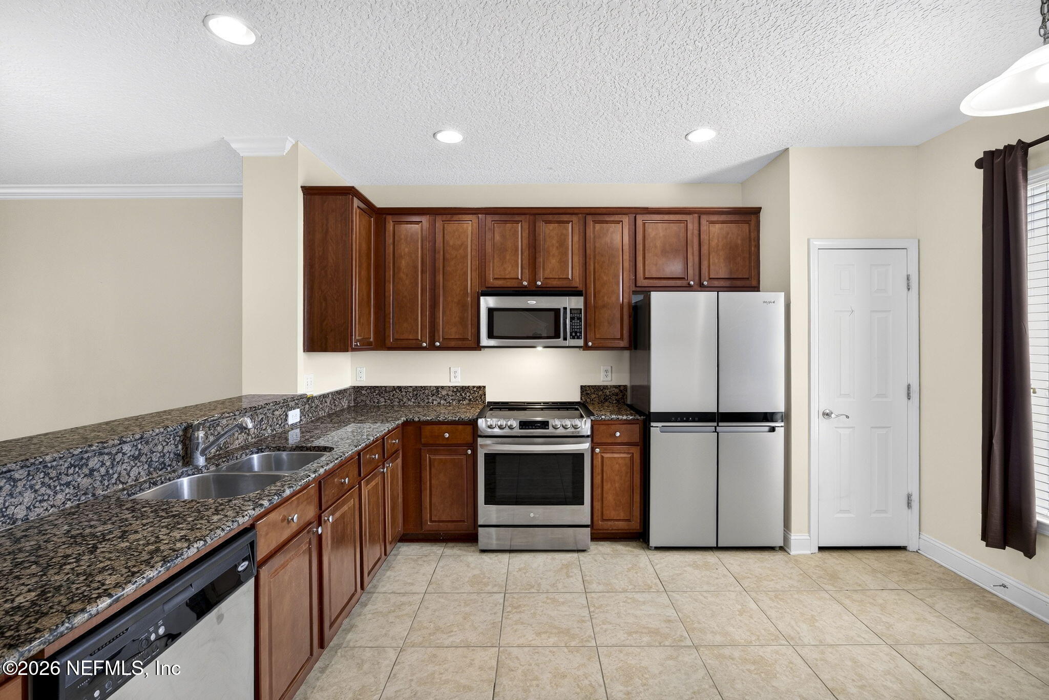 4460 Congressional Dr, Jacksonville, FL 32246 photo