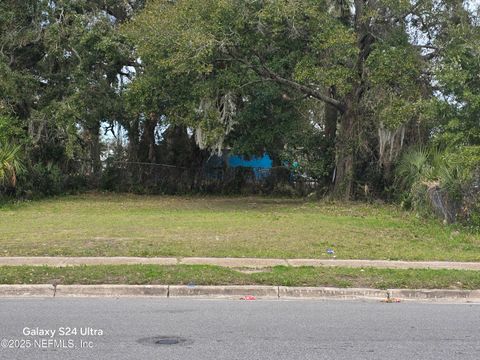 Unimproved Land in Jacksonville FL 963 ALBERT Street 2.jpg