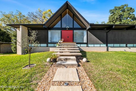Single Family Residence in Jacksonville FL 2189 SEGOVIA Avenue.jpg