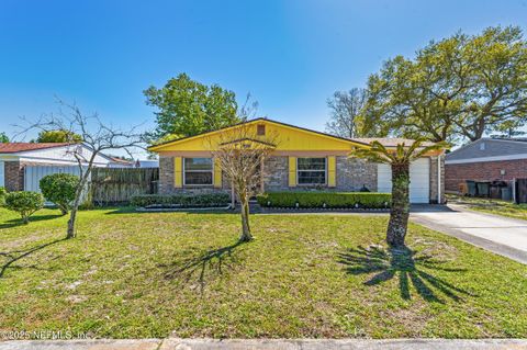 Single Family Residence in Jacksonville FL 10978 WITCHAVEN Street.jpg