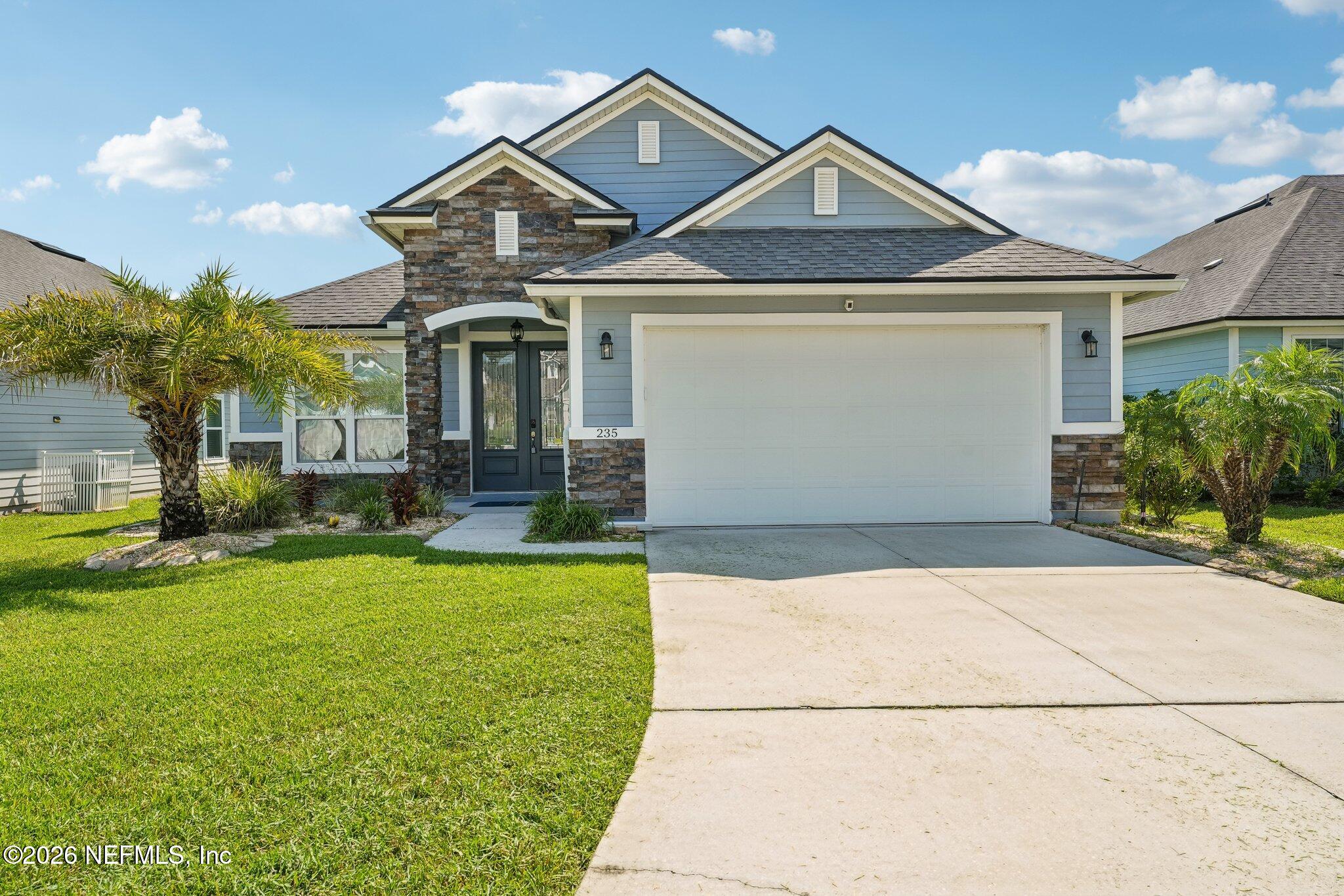 235 Willow Lake Dr, St. Johns, FL 32092