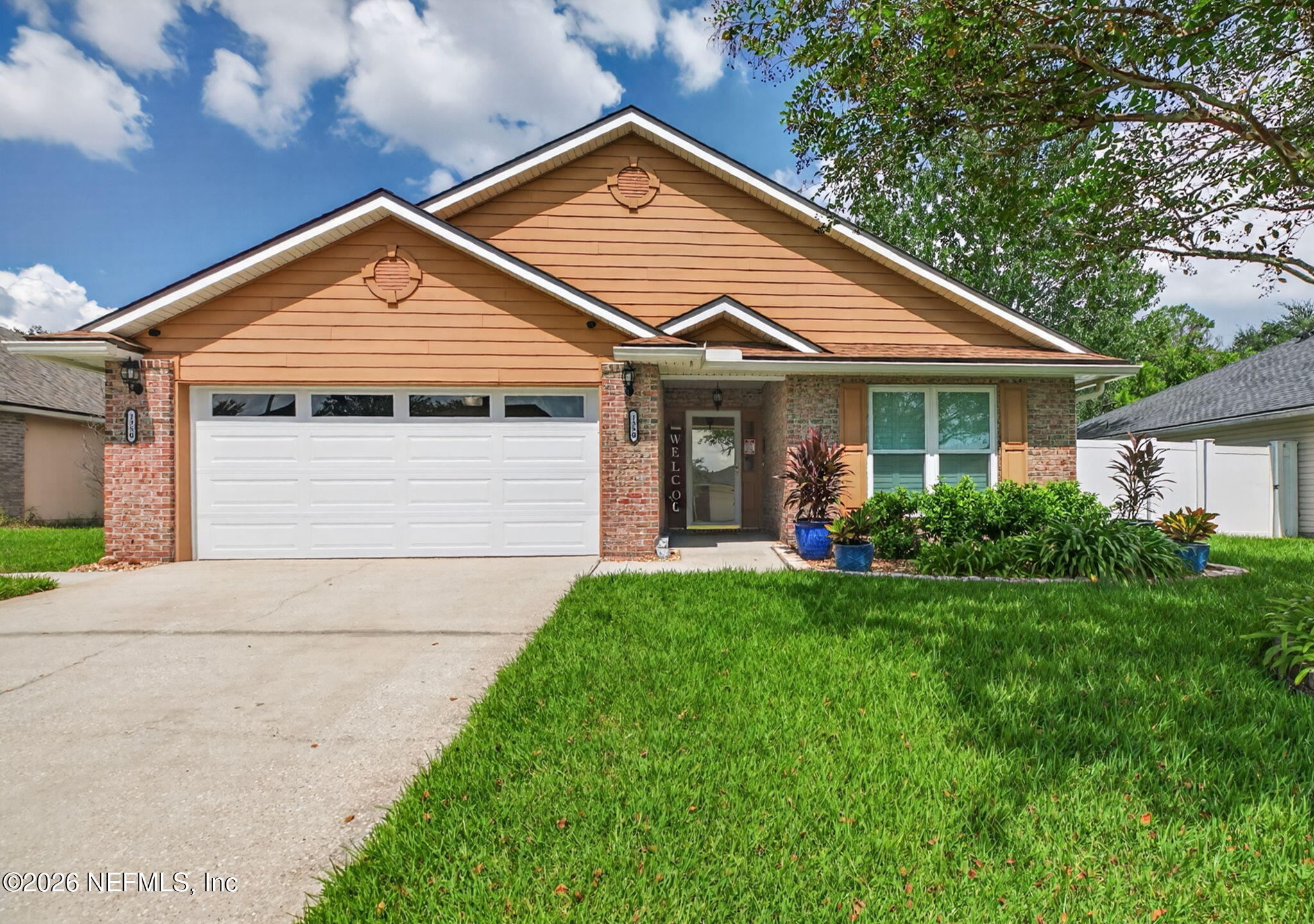 1350 Summit Oaks Dr, Jacksonville, FL 32221