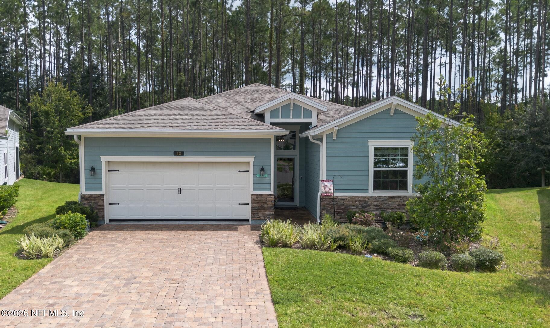 10 Montserrat Dr, Saint Augustine, FL 32092
