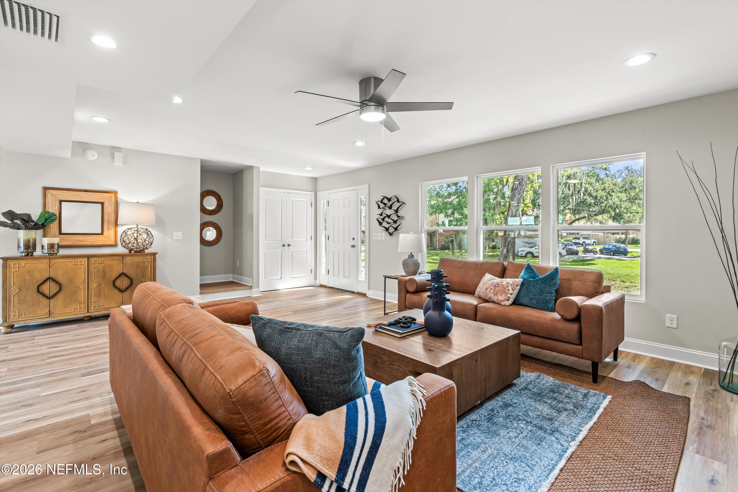 8211 Kensington Sq, Jacksonville, FL 32217 photo