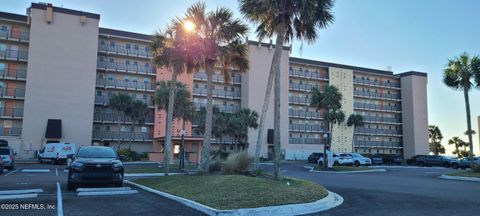Condominium in Fernandina Beach FL 3350 S FLETCHER Avenue #6C.jpg