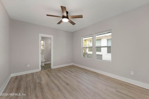 Single Family Residence in Jacksonville FL 4538 KERLE Street 7.jpg