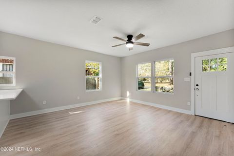 Single Family Residence in Jacksonville FL 4538 KERLE Street 2.jpg