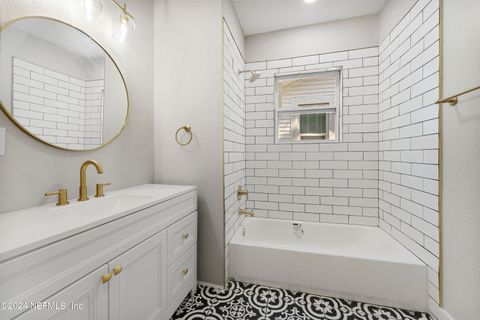 Single Family Residence in Jacksonville FL 4538 KERLE Street 10.jpg