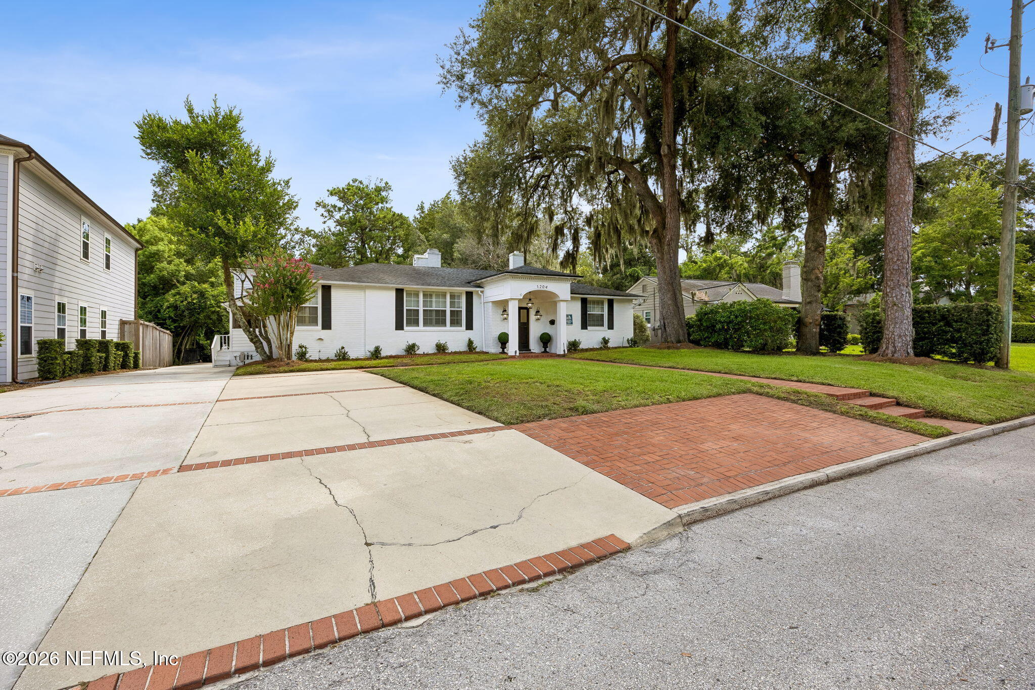 1204 Morvenwood Rd, Jacksonville, FL 32207 photo