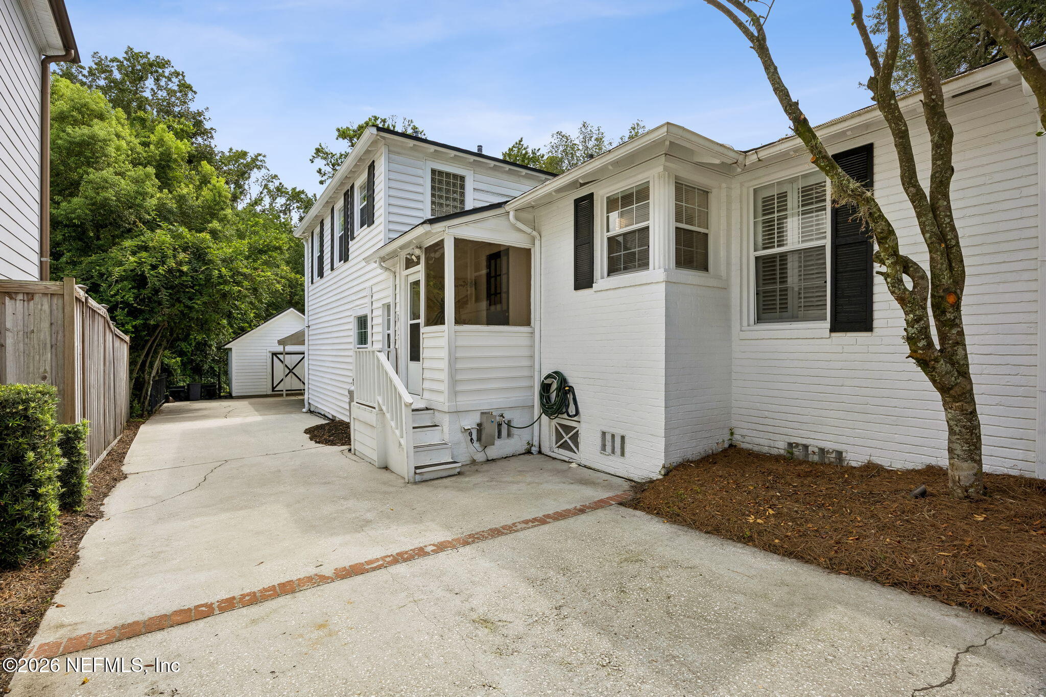 1204 Morvenwood Rd, Jacksonville, FL 32207 photo
