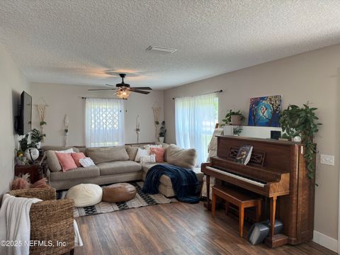 Single Family Residence in Glen St. Mary FL 6349 COUNTY ROAD 23D 19.jpg