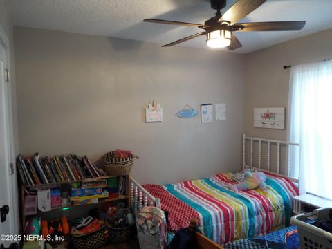 Single Family Residence in Glen St. Mary FL 6349 COUNTY ROAD 23D 8.jpg